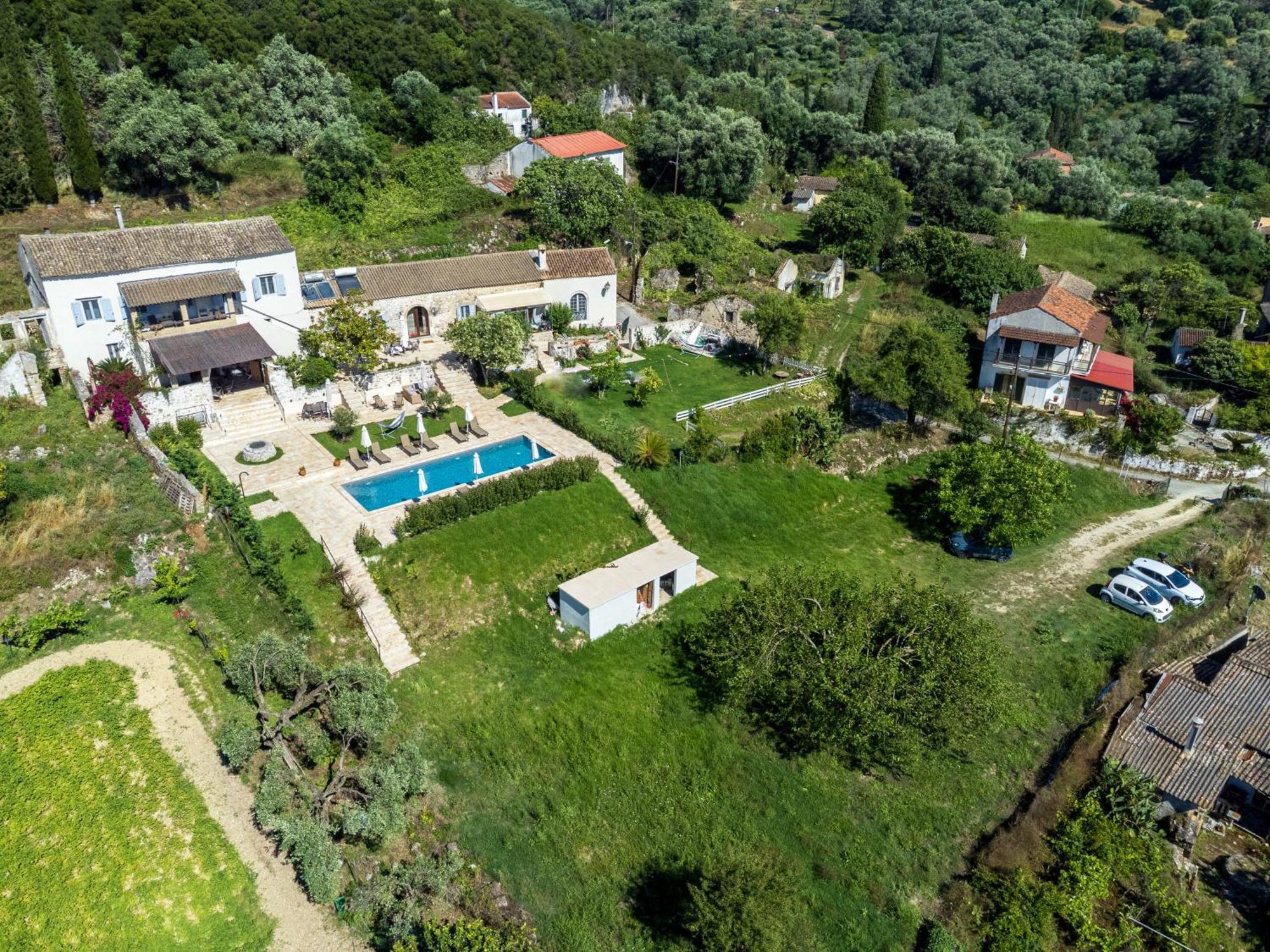 Pensjonat Marcora'S Historical Estate Strongylí Zewnętrze zdjęcie
