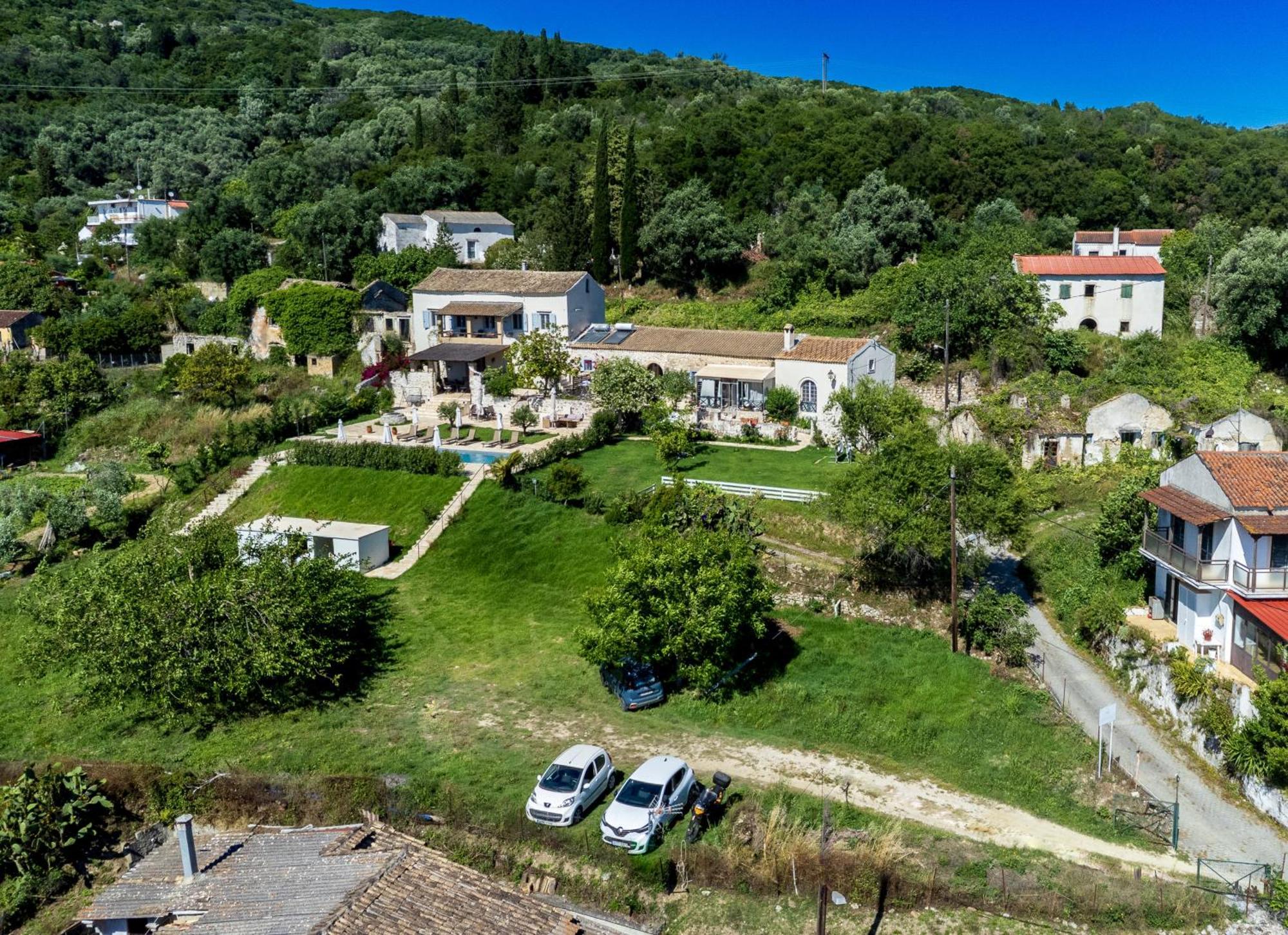 Pensjonat Marcora'S Historical Estate Strongylí Zewnętrze zdjęcie